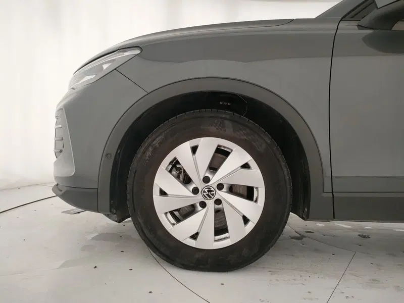 Volkswagen Tiguan usata a Napoli (6)
