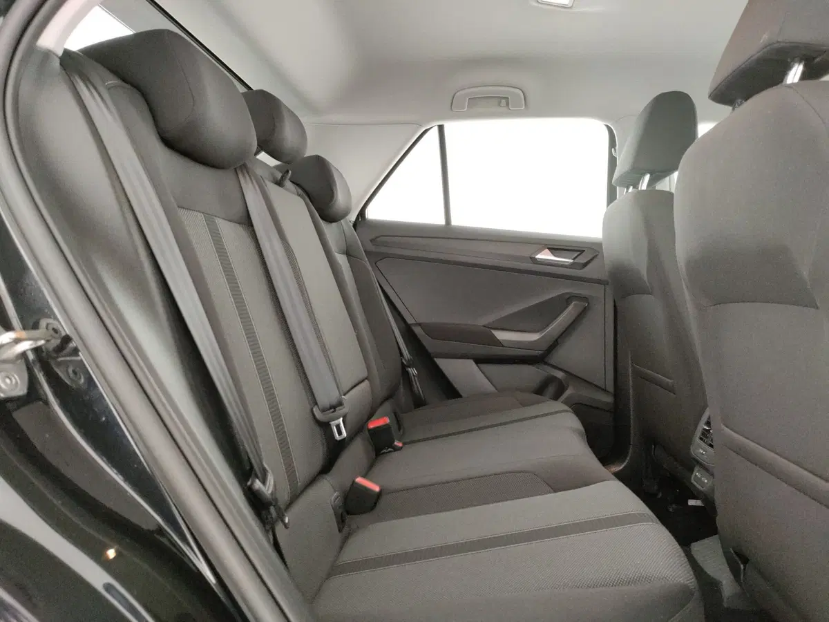 Volkswagen T-Roc usata a Napoli (9)