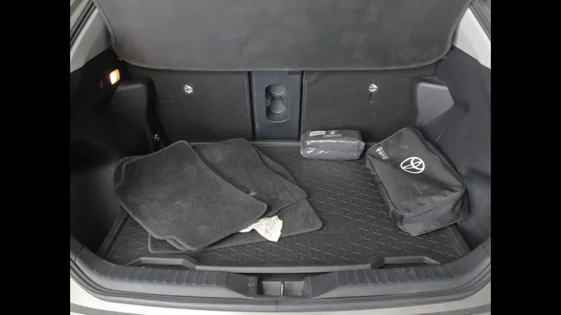 Toyota Yaris Cross usata a Palermo (11)
