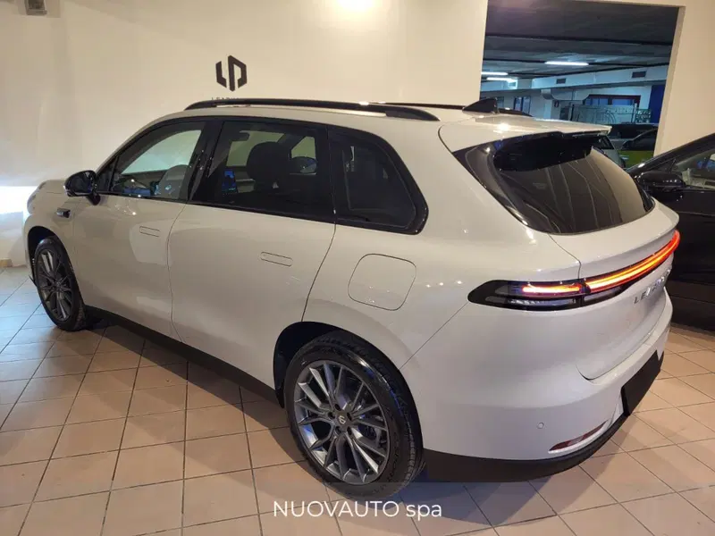 Leapmotor C10 nuova a Arezzo (2)