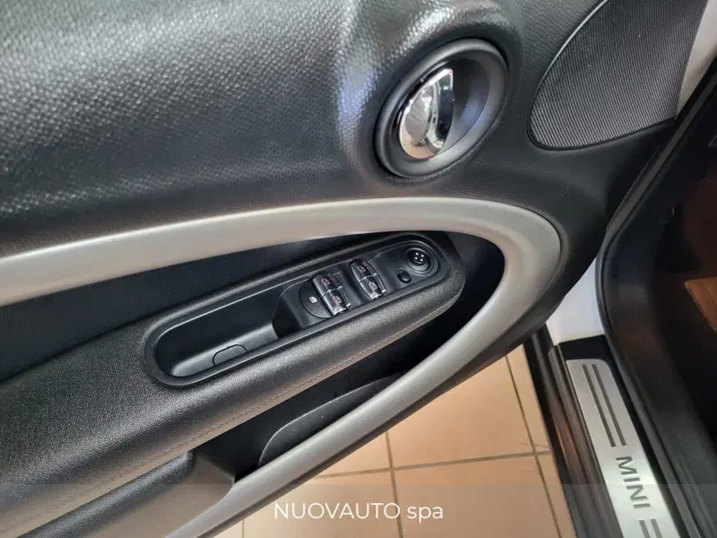 MINI Mini Countryman usata a Arezzo (18)