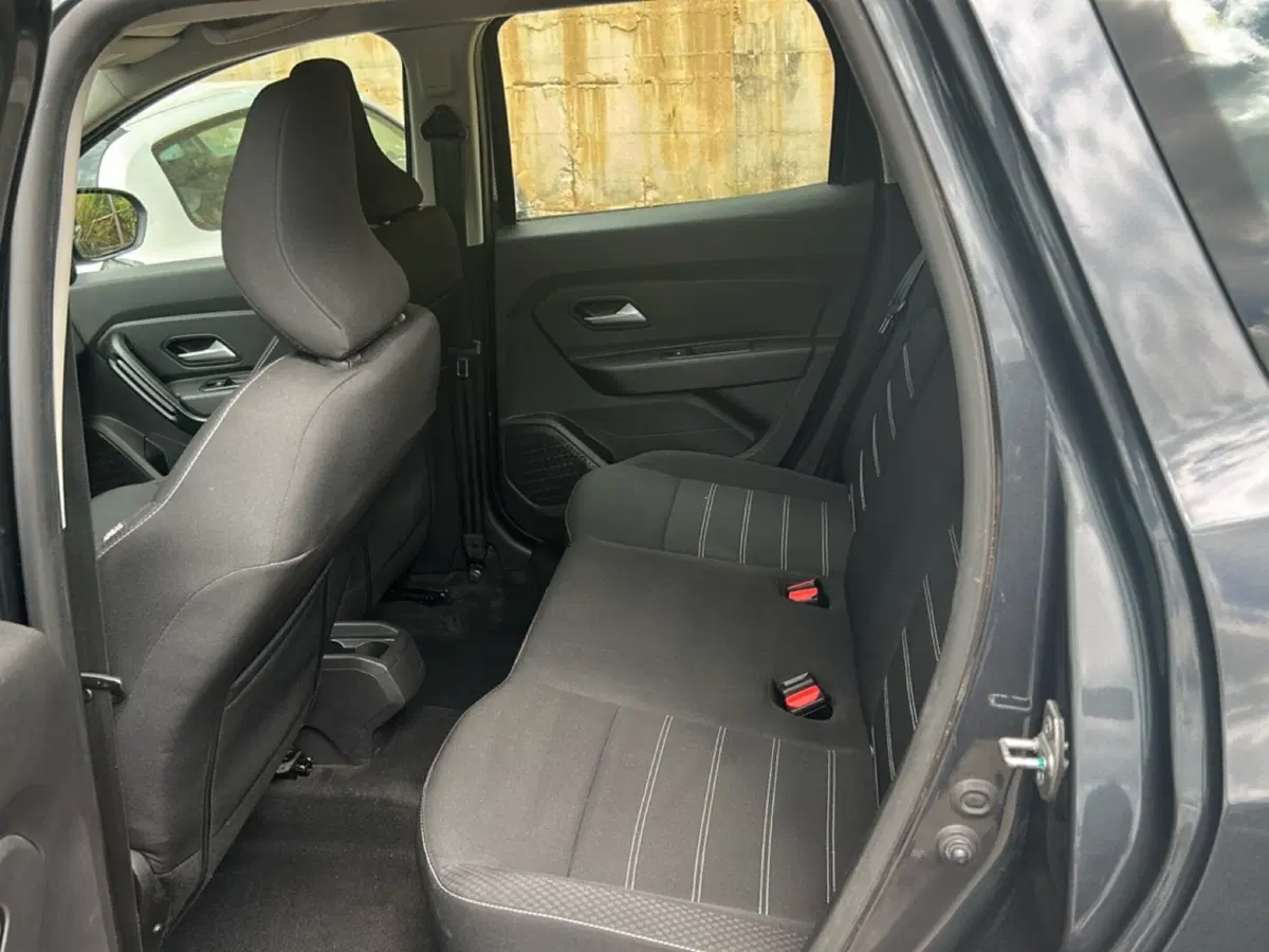 Dacia Duster usata a Frosinone (11)
