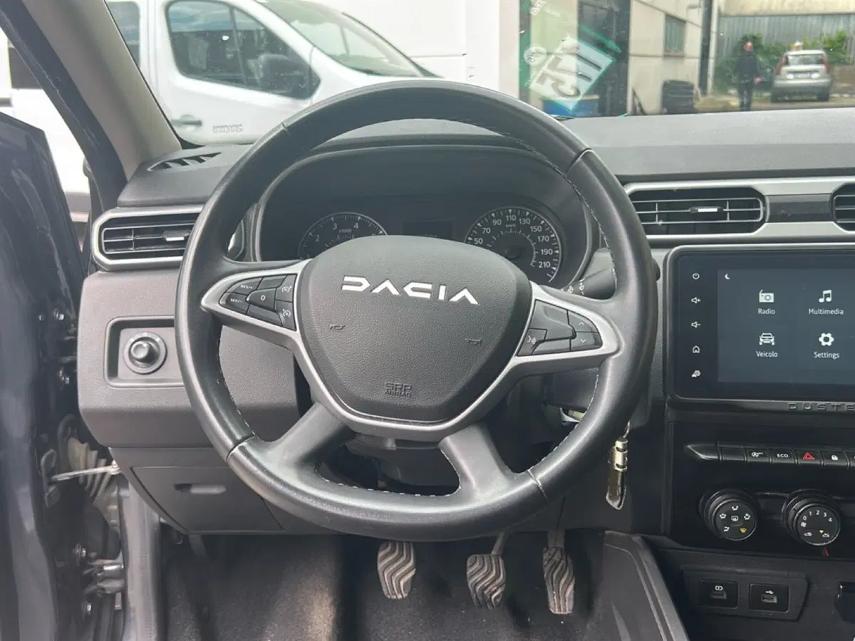 Dacia Duster usata a Frosinone (13)
