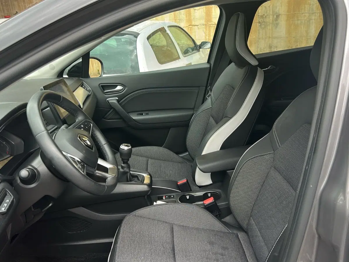 Renault Captur usata a Roma (11)