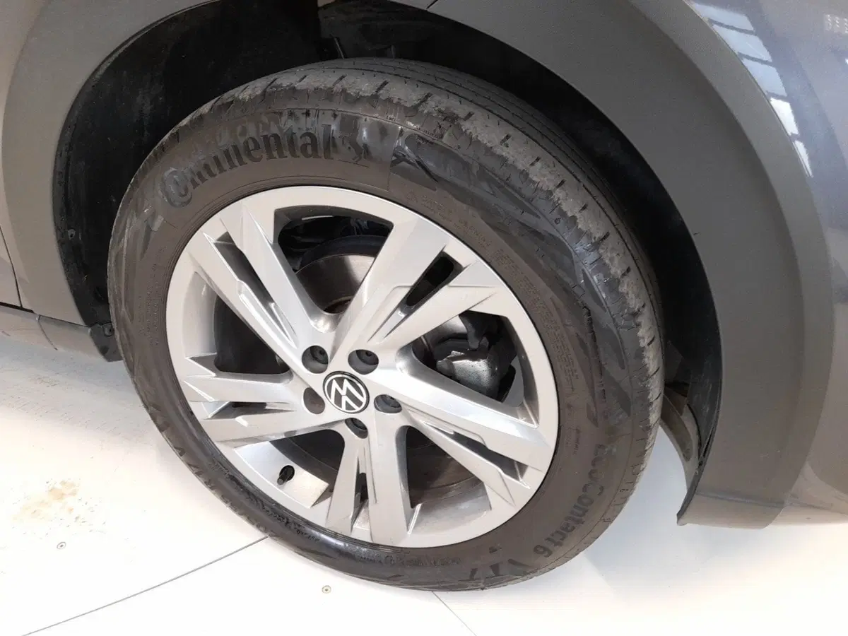 Volkswagen Taigo usata a Bologna (7)