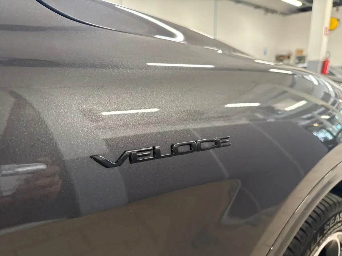Alfa Romeo Stelvio usata a Prato (18)