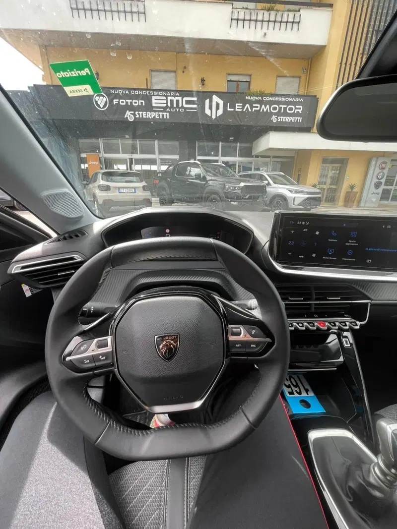 Peugeot 208 usata a L'Aquila (11)