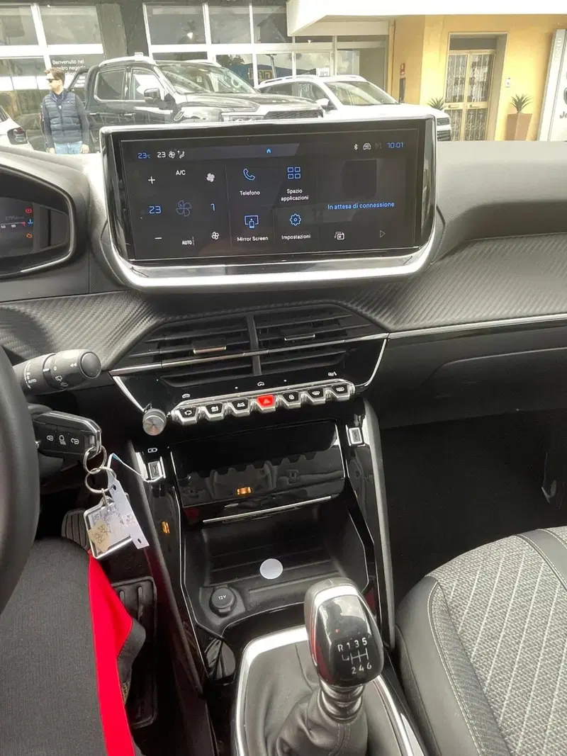 Peugeot 208 usata a L'Aquila (8)