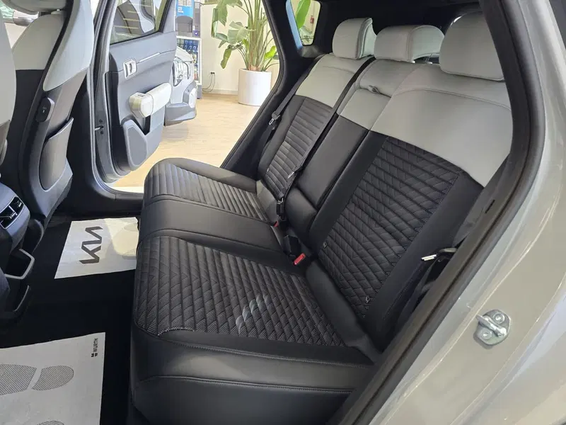 Kia EV4 nuova a Rimini (11)