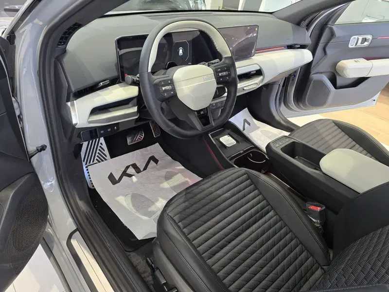 Kia EV4 nuova a Rimini (8)