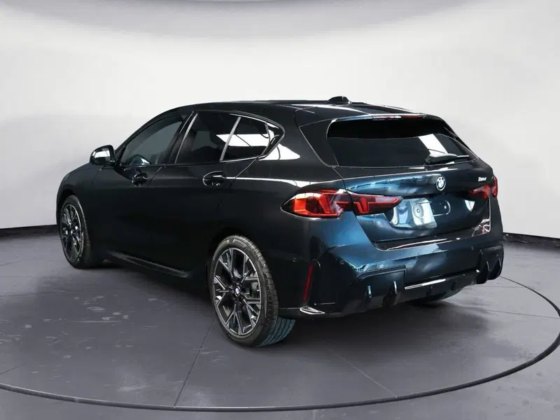 BMW Serie 1 5p. usata a Venezia (5)