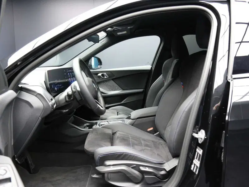 BMW Serie 1 5p. usata a Venezia (9)