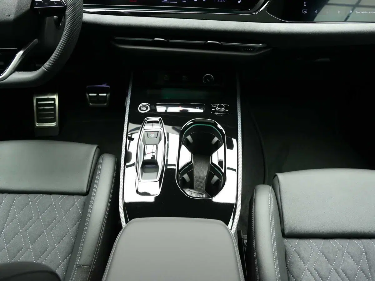 Audi A5 Avant nuova a Venezia (15)