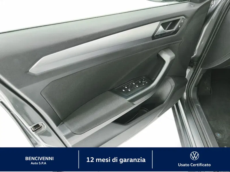 Volkswagen T-Roc usata a Catanzaro (16)
