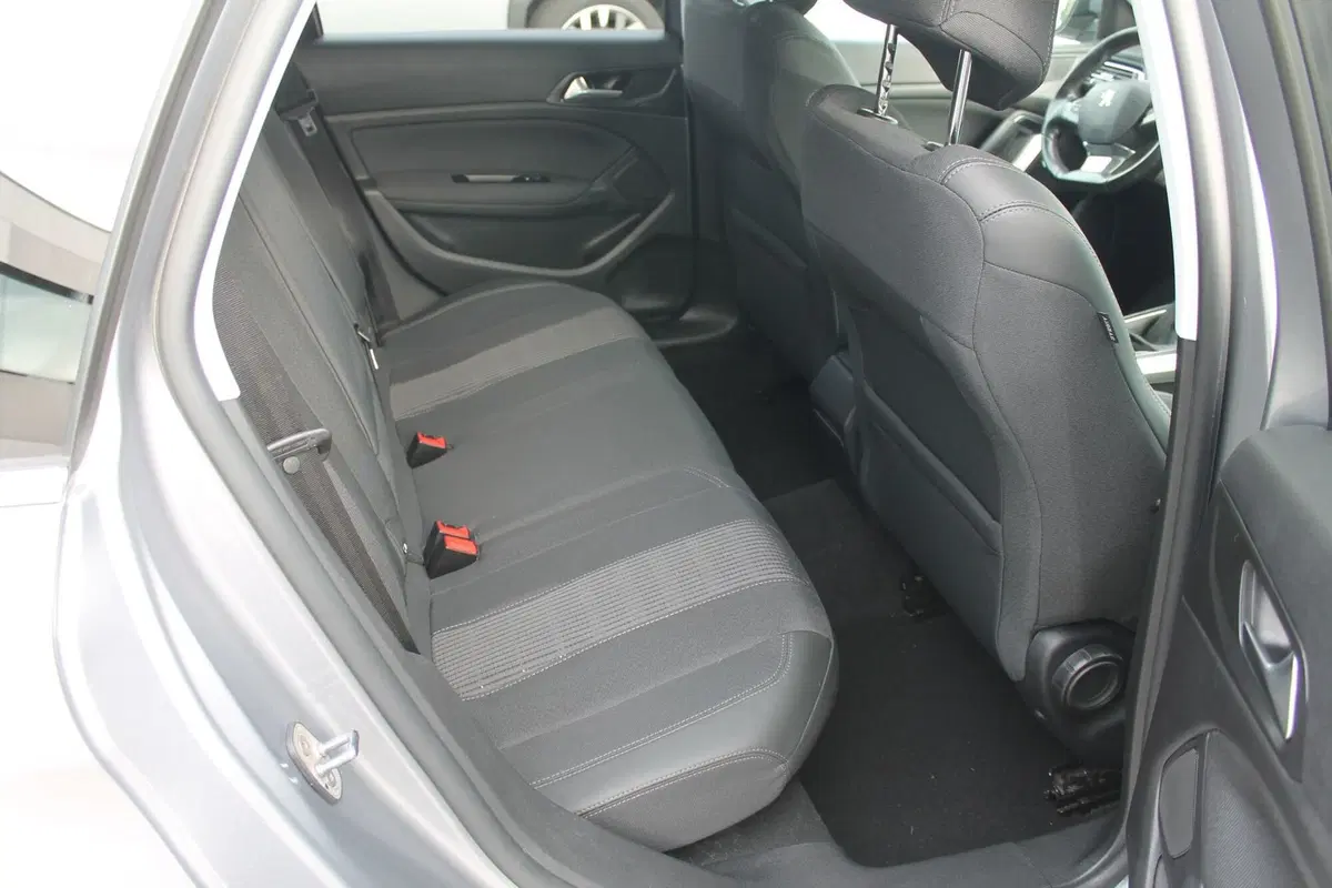 Peugeot 308 SW usata a Cuneo (10)