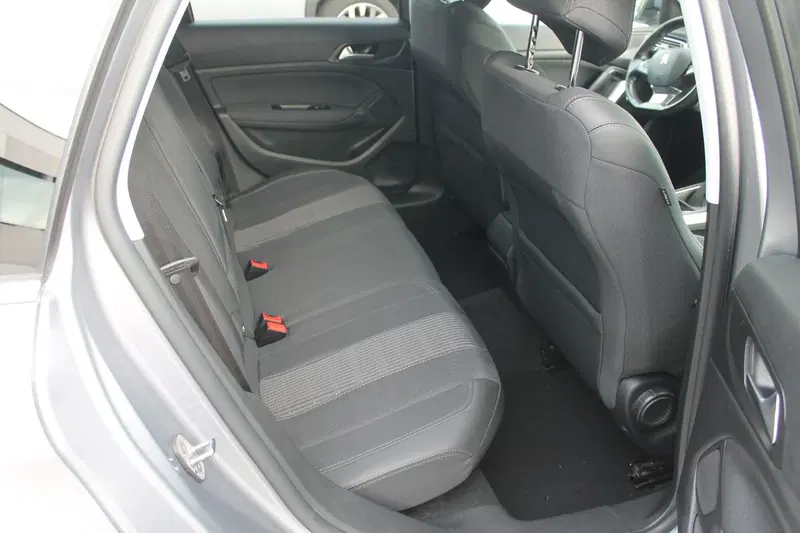 Peugeot 308 SW usata a Cuneo (10)