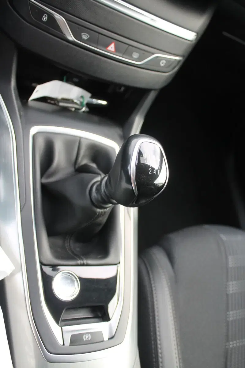 Peugeot 308 SW usata a Cuneo (14)