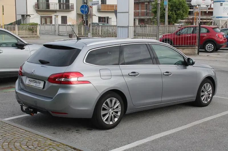 Peugeot 308 SW usata a Cuneo (4)