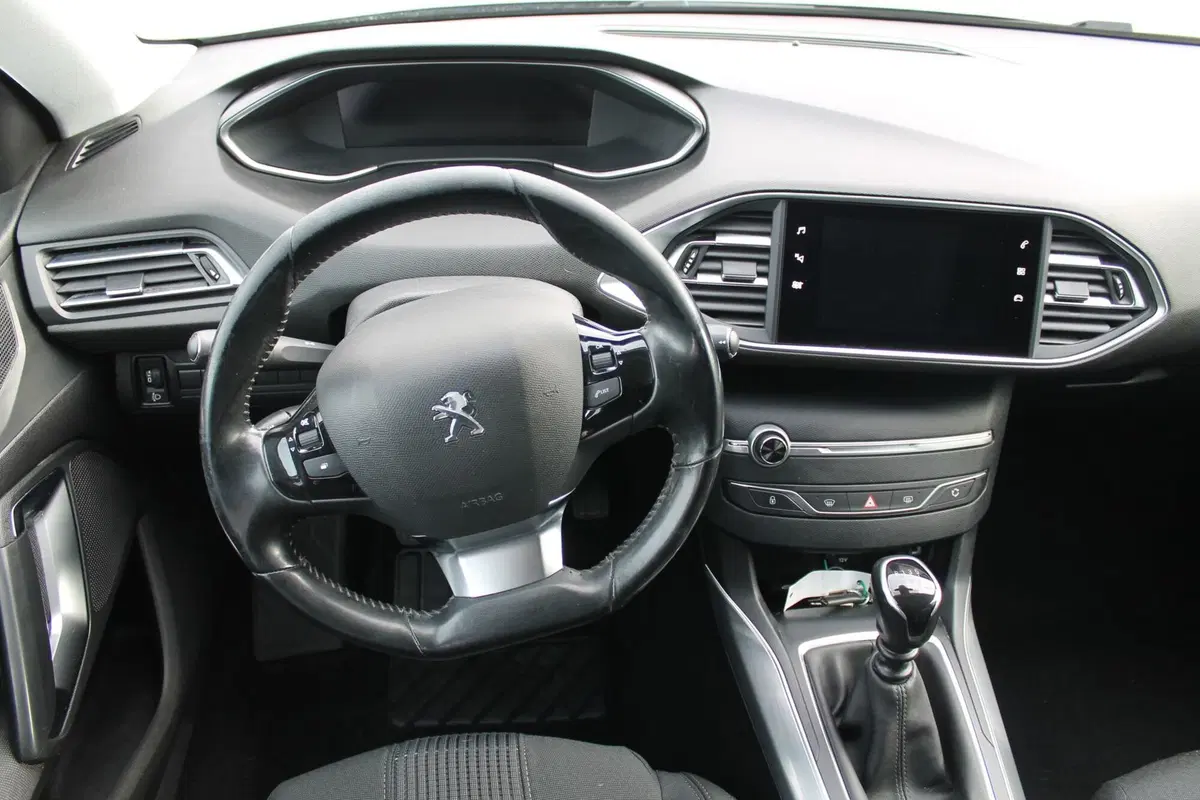 Peugeot 308 SW usata a Cuneo (7)