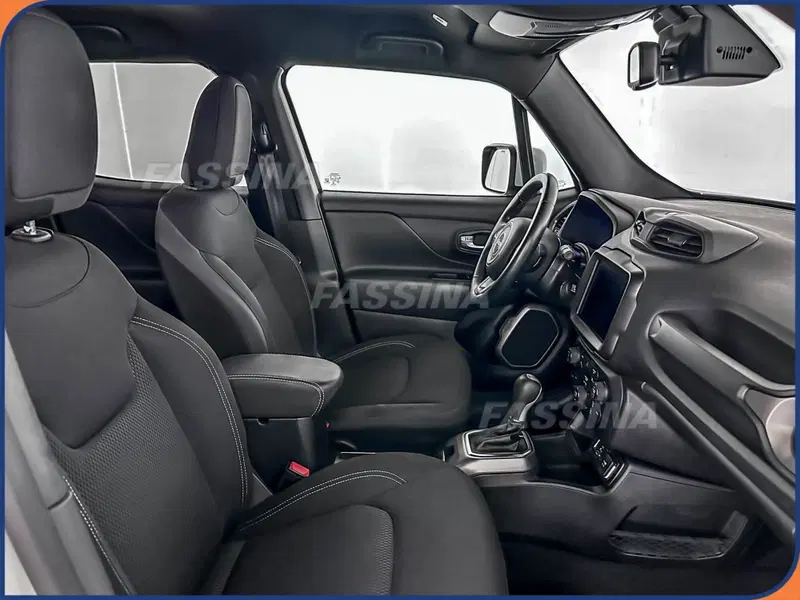 Jeep Renegade usata a Milano (14)
