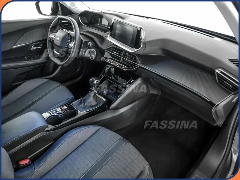 Peugeot 2008 usata a Milano (13)