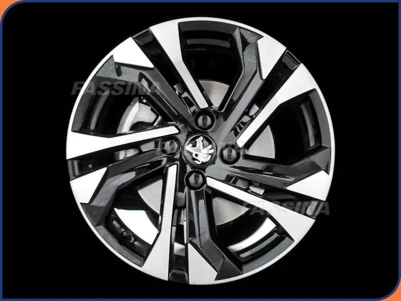 Peugeot 2008 usata a Milano (7)