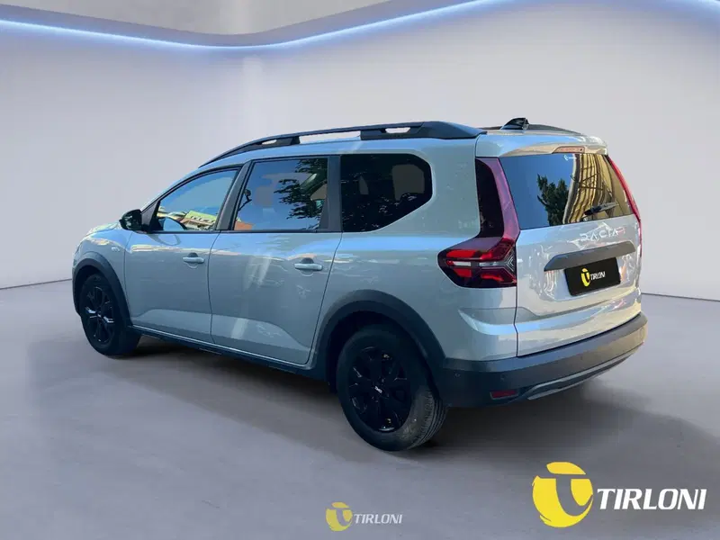 Dacia Jogger usata a Milano (2)