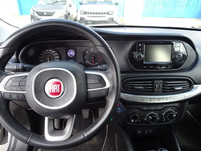 Fiat Tipo usata a Lucca (10)