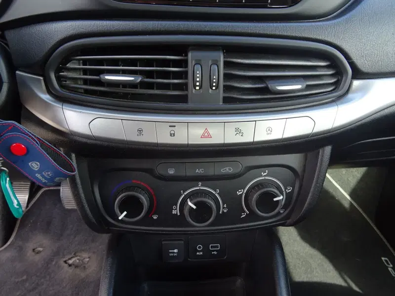 Fiat Tipo usata a Lucca (12)