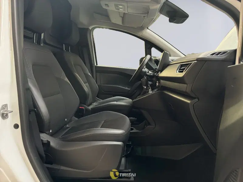 Renault Kangoo usata a Milano (10)