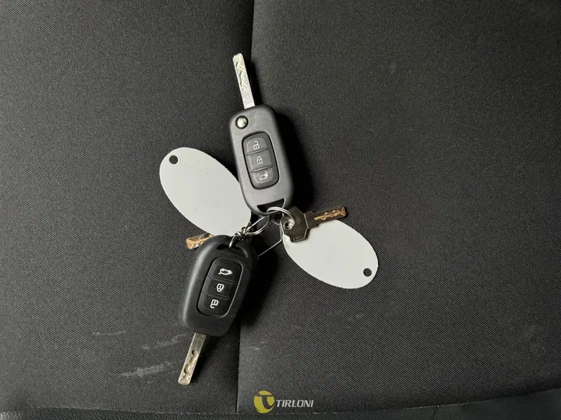 Renault Kangoo usata a Milano (15)