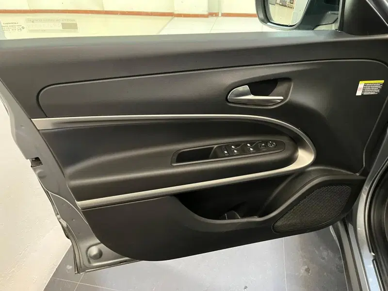 Jeep Avenger usata a Lucca (9)