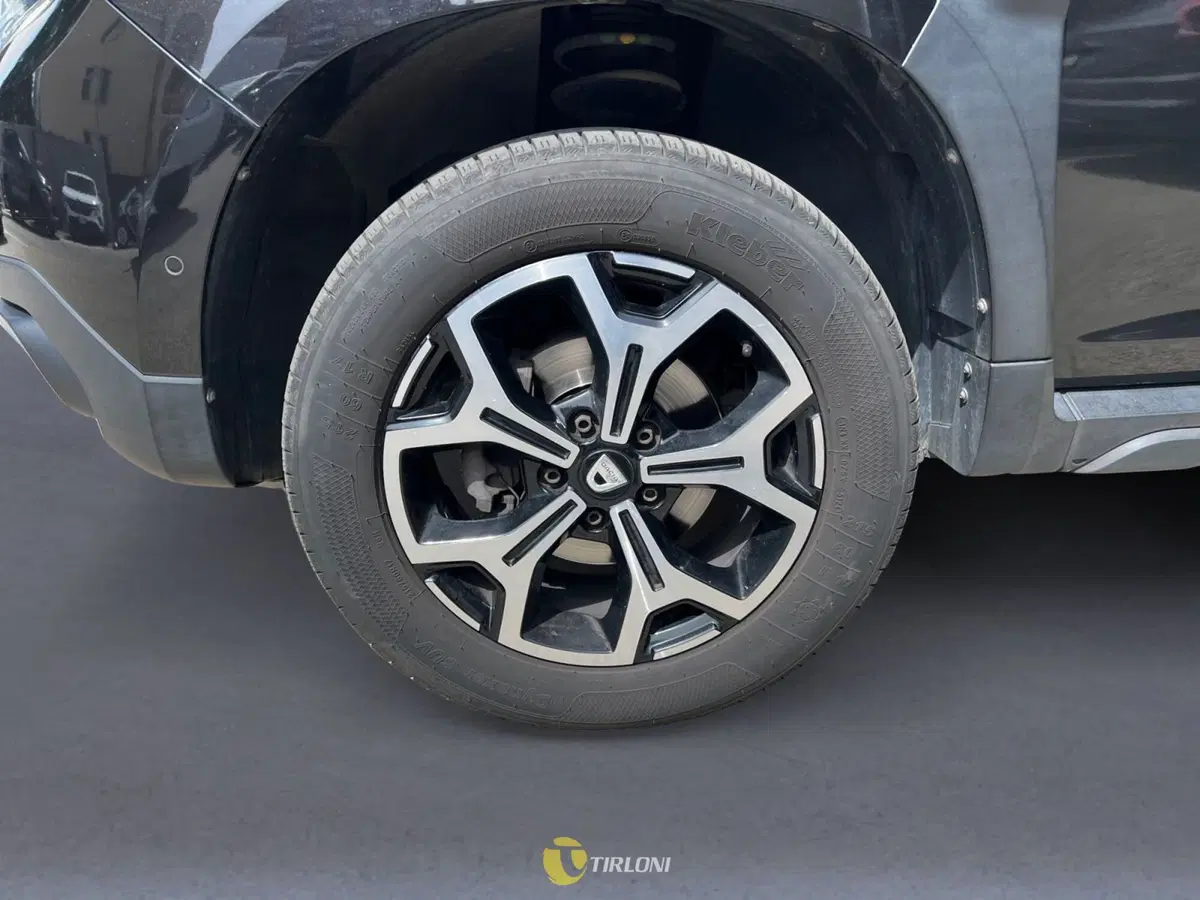 Dacia Duster usata a Milano (17)