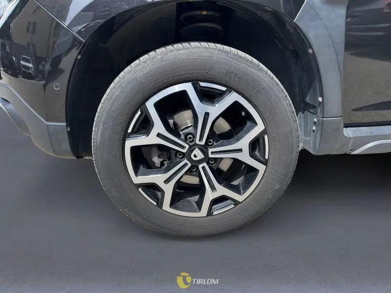 Dacia Duster usata a Milano (17)