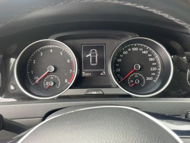 Volkswagen Golf nuova a Foggia (10)