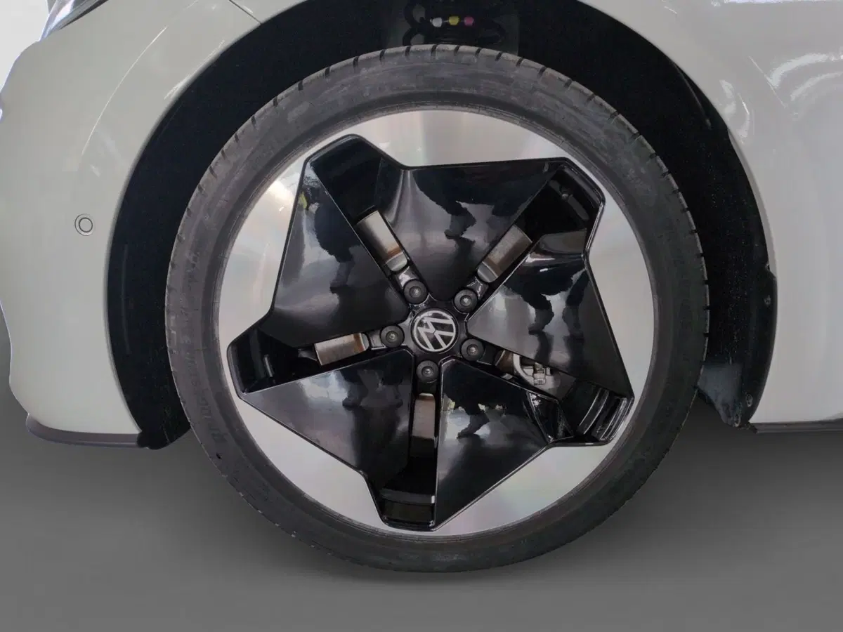 Volkswagen ID.3 nuova a Agrigento (13)
