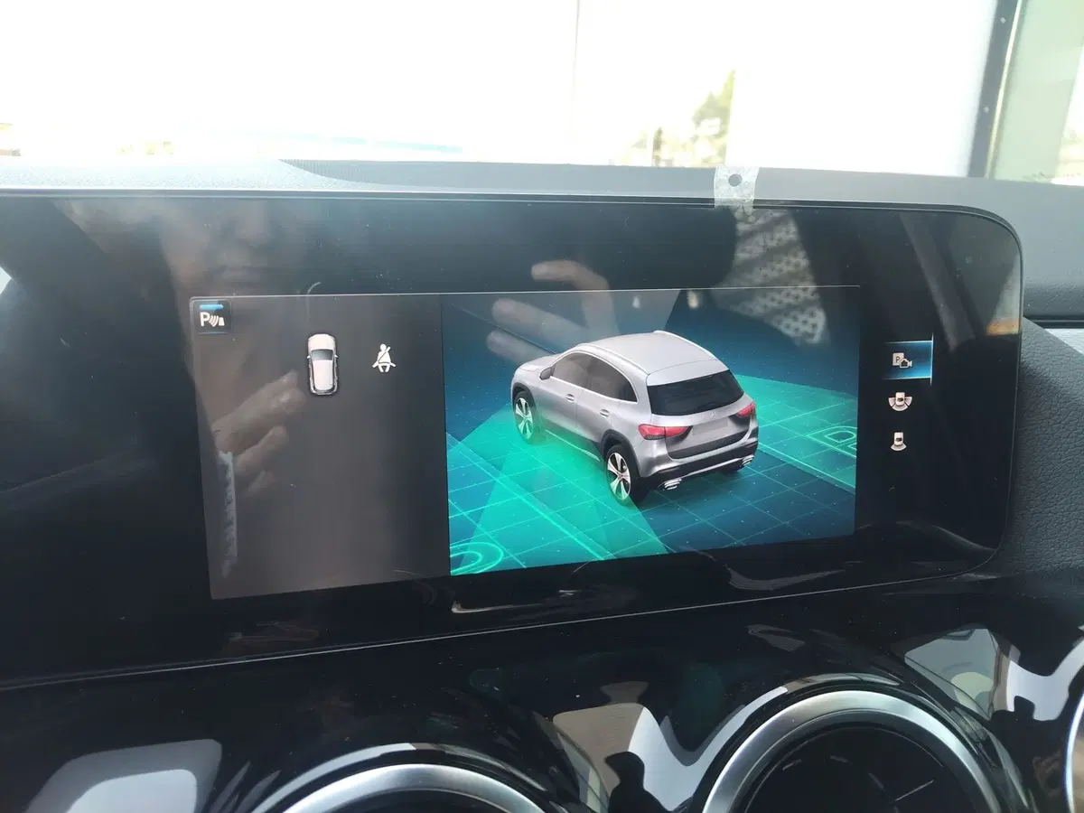 Mercedes-Benz GLA SUV usata a Modena (11)