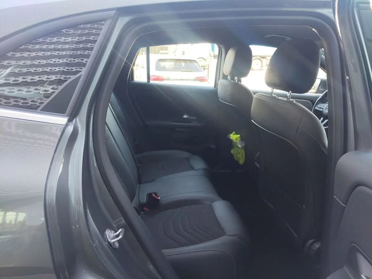 Mercedes-Benz GLA SUV usata a Modena (18)