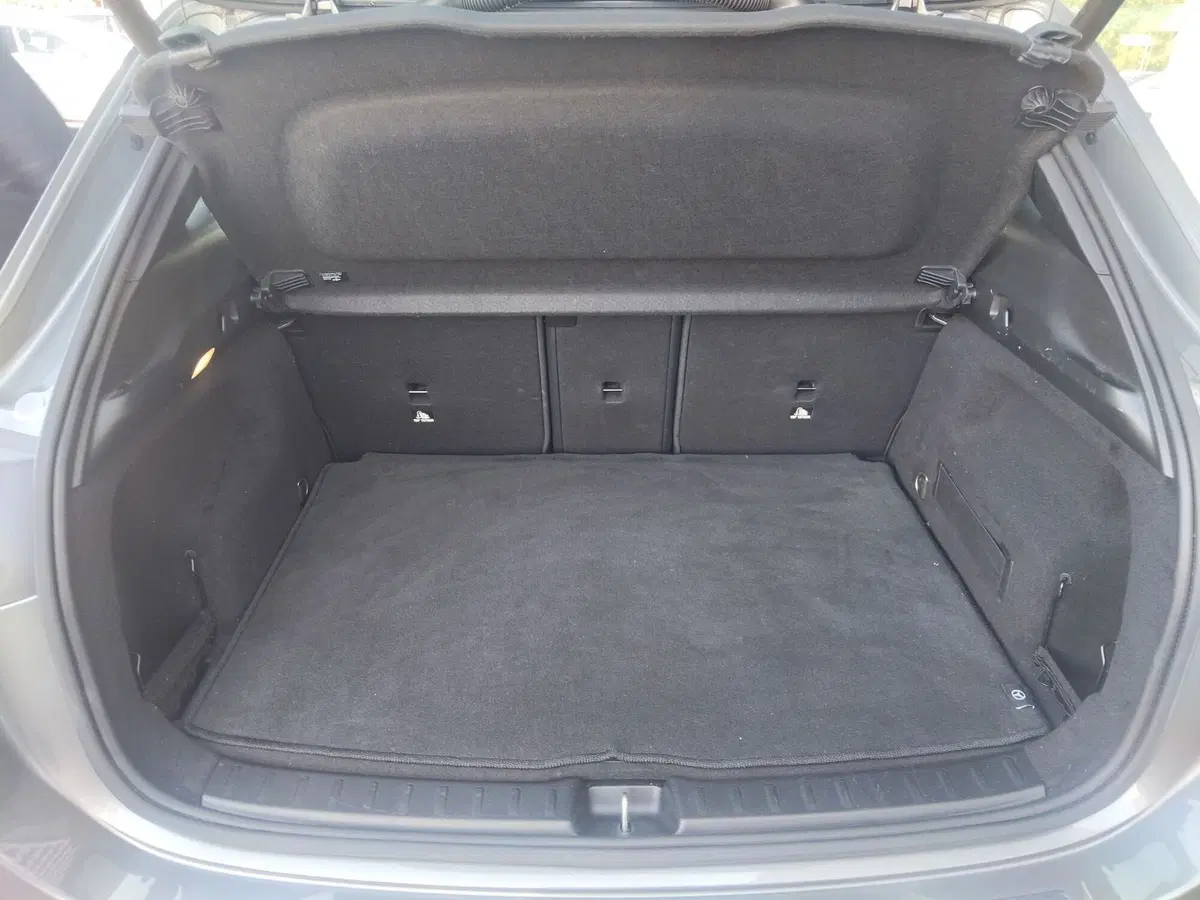 Mercedes-Benz GLA SUV usata a Modena (19)