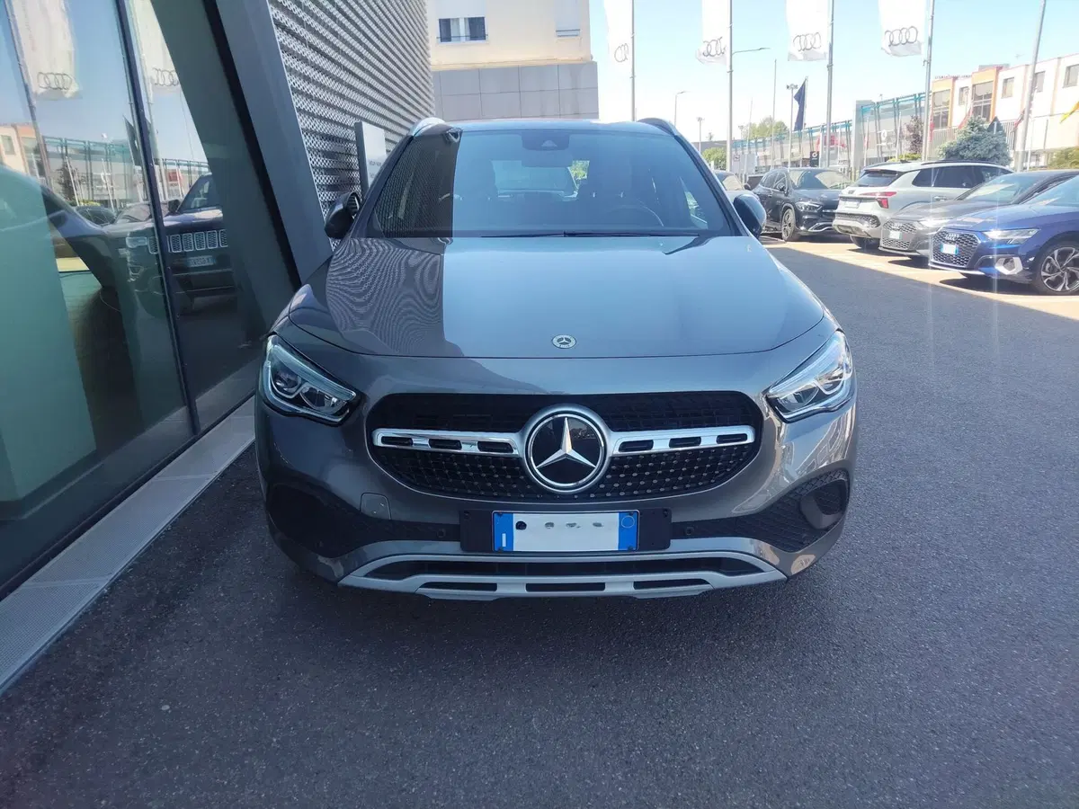 Mercedes-Benz GLA SUV usata a Modena (2)