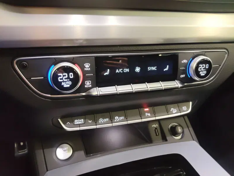 Audi Q5 Sportback usata a Modena (11)