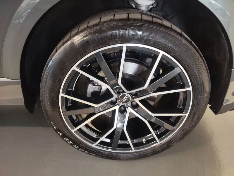 Audi Q8 usata a Modena (6)