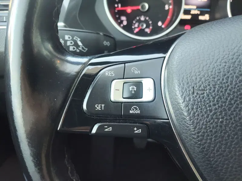 Volkswagen Tiguan usata a Modena (13)