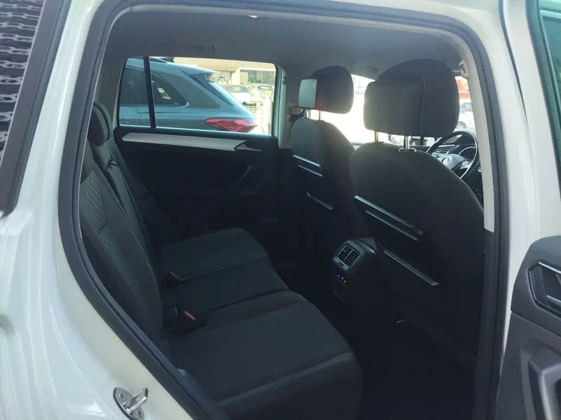 Volkswagen Tiguan usata a Modena (17)
