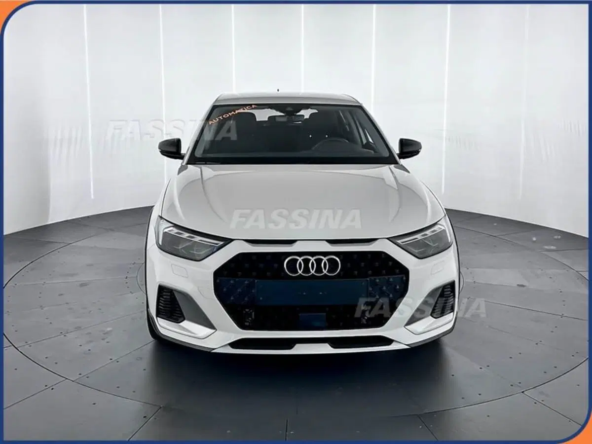 Audi A1 allstreet usata a Milano (2)