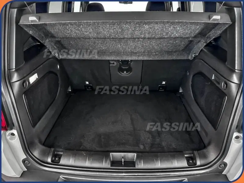 Jeep Renegade usata a Milano (12)