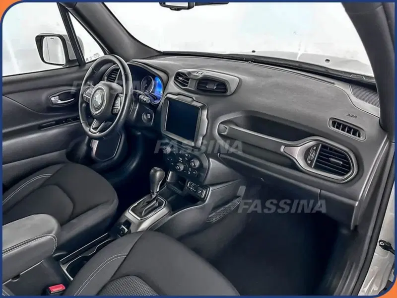 Jeep Renegade usata a Milano (13)