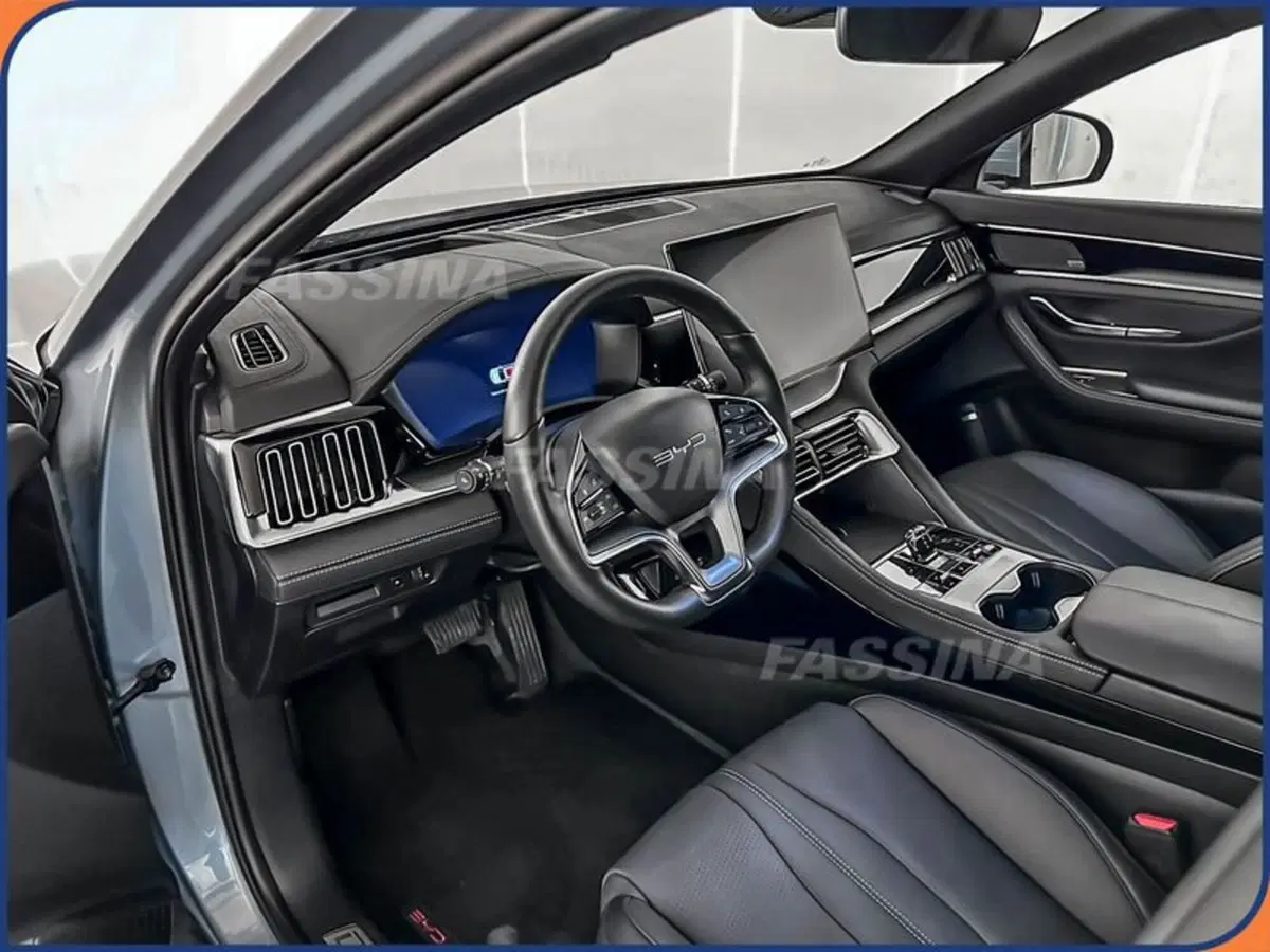 Byd Seal U DM-i  usata a Milano (9)