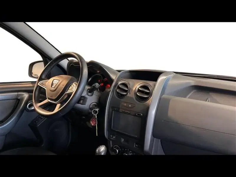 Dacia Duster usata a Firenze (10)