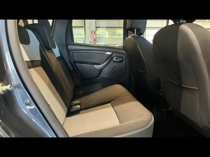 Dacia Duster usata a Firenze (12)